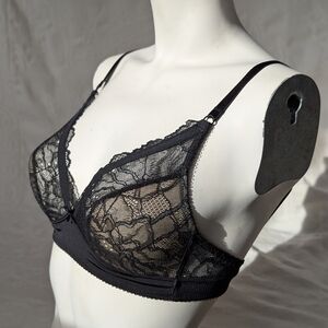 Chic Black Lace Bralette